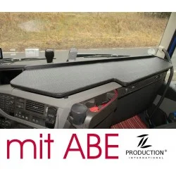 VOLVO FH4 durchgehender LKW-Tisch Kante schwarz Antirutschmatte schwarz mit ABE