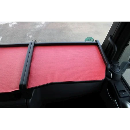 MAN TGL bis 2020 Ablagetisch Beifahrerseite schwarz- rot