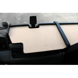 MAN TGL Mittelablagetisch mit Ausschnitt für Fahrerassistent