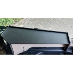 Ford F-MAX durchgehender LKW-Tisch Kante schwarz Antirutschmatte schwarz Beispielbild