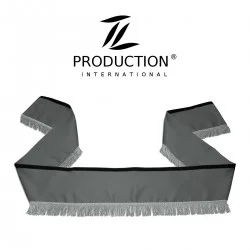 graue LKW-Gardine gerade mit silberner Verzierung