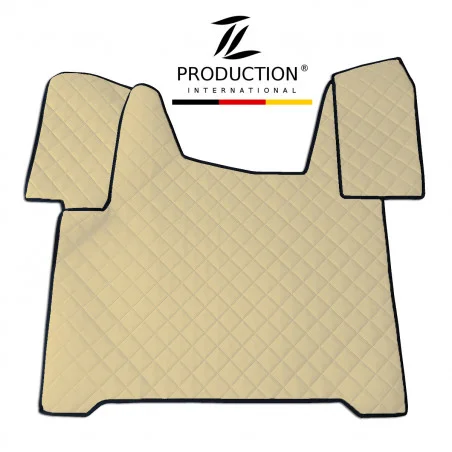 Auf weißem Hintergrund ist eine beige, gesteppte Kunstleder-Tunnelabdeckung mit schwarzen Kanten zu sehen. Sie wurde für den MAN TGS entworfen und weist eine symmetrische Form mit Abschnitten für die Armaturenbrett- und Lenkradseiten auf. Darüber befindet sich das Logo „TL Production International“.